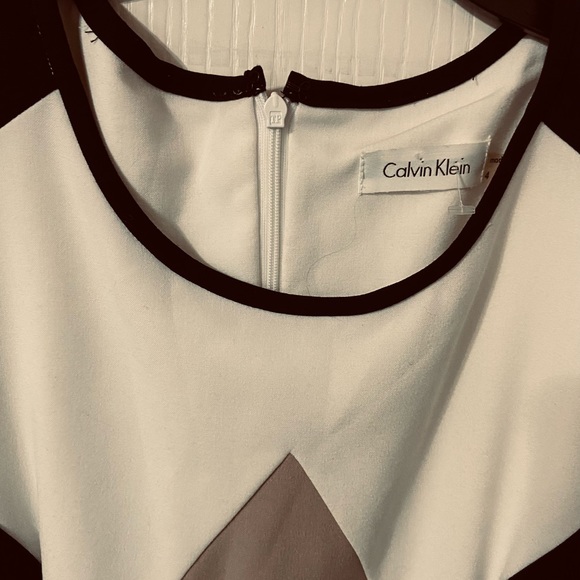 CALVIN KLEIN SLEEVELESS DRESS. NWT Size 4 - Picture 3 of 6